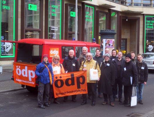 ÖDP auf Demo „Wir haben es satt!“ ÖP 173 Feuerwehr