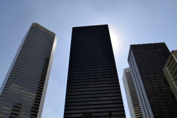 OeP188_Buecher_Wolkenkratzer_ArtisticOperations_pixabay_603x400