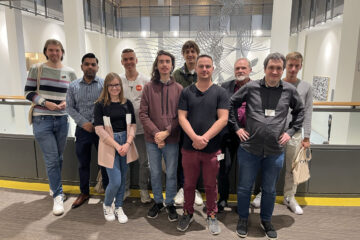 Die JÖ-Gruppe mit dem ÖDP-Bundesvorsitzenden Günther Brendle-Behnisch (3. von rechts) im Paul-Henri-Spaak-Gebäude des Europäischen Parlaments in Brüssel. Foto: JÖ