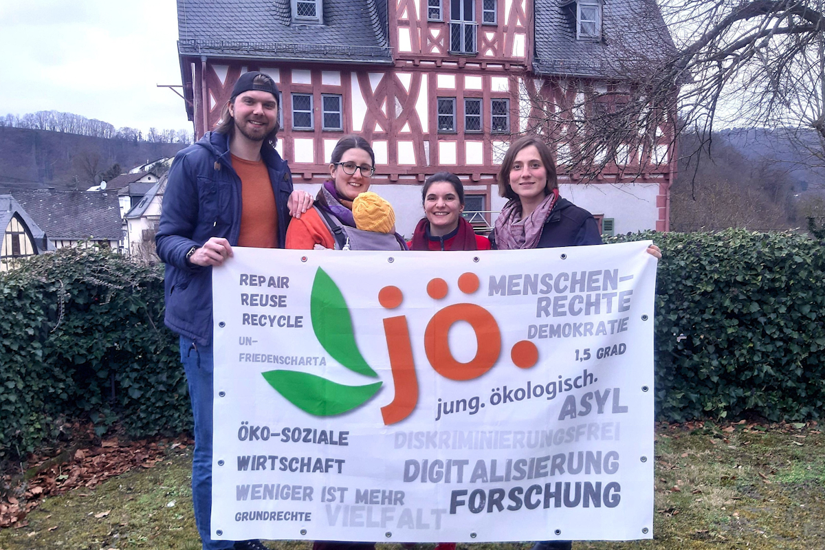 Der Vorstand der JÖ West (von links): Wolfgang Schaefer, Carolin Albrecht, Anouk Lentner und Roja Heinrich-Norden; nicht auf dem Bild: Jonas Helf. Foto: JÖ