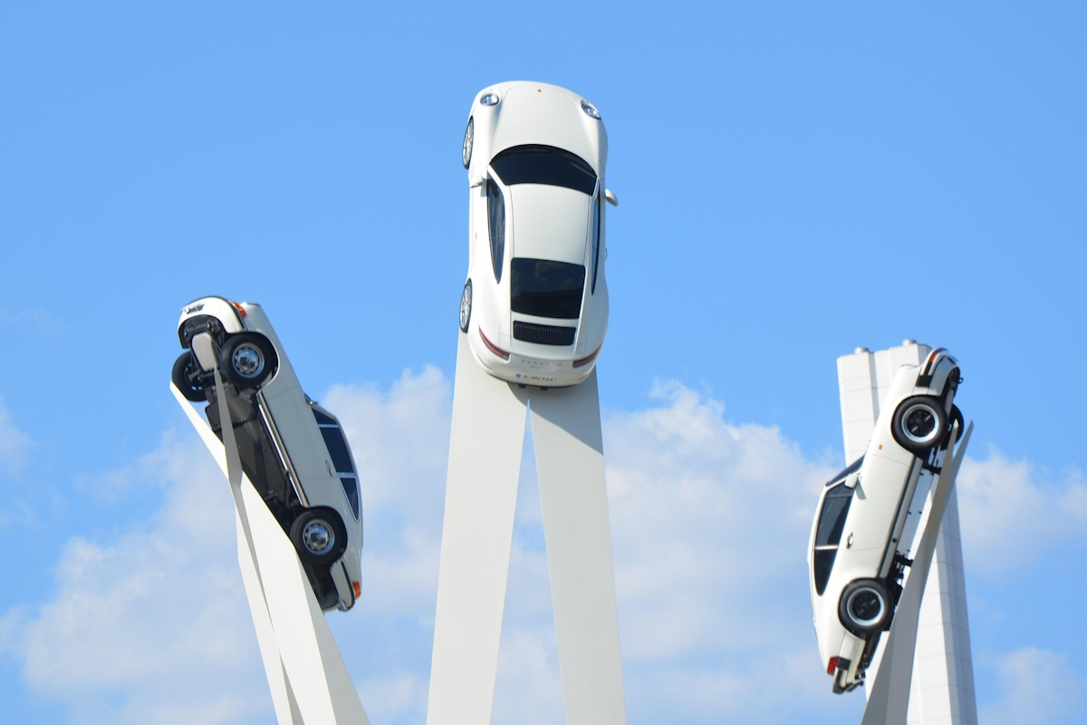 Die Transformation in der Automobilindustrie fordert u. a. die Region Stuttgart heraus, die eigene Wirtschaft neu aufzustellen, um nicht den Anschluss zu verpassen. ÖDP-Regionalrat Mathias Rady setzt sich für mehr Vielfalt in der Wirtschaft und neue Industriezweige ein. Foto: benchtalks / pixabay.com